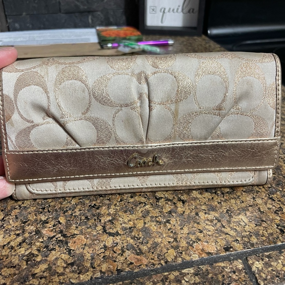 Coach wallet